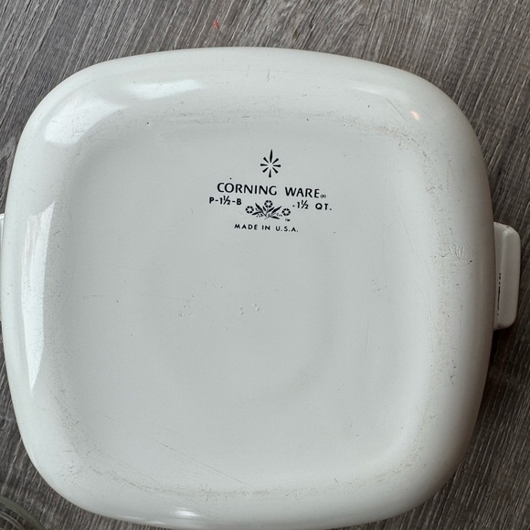 Vintage Corning Ware Cornflower Dishes - Picture 5 of 8